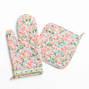 Pink Posey Oven Mitt Set